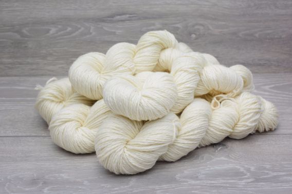 Yarn Blank - Wool Merino - Aran / White - 10 pack– MAIWA